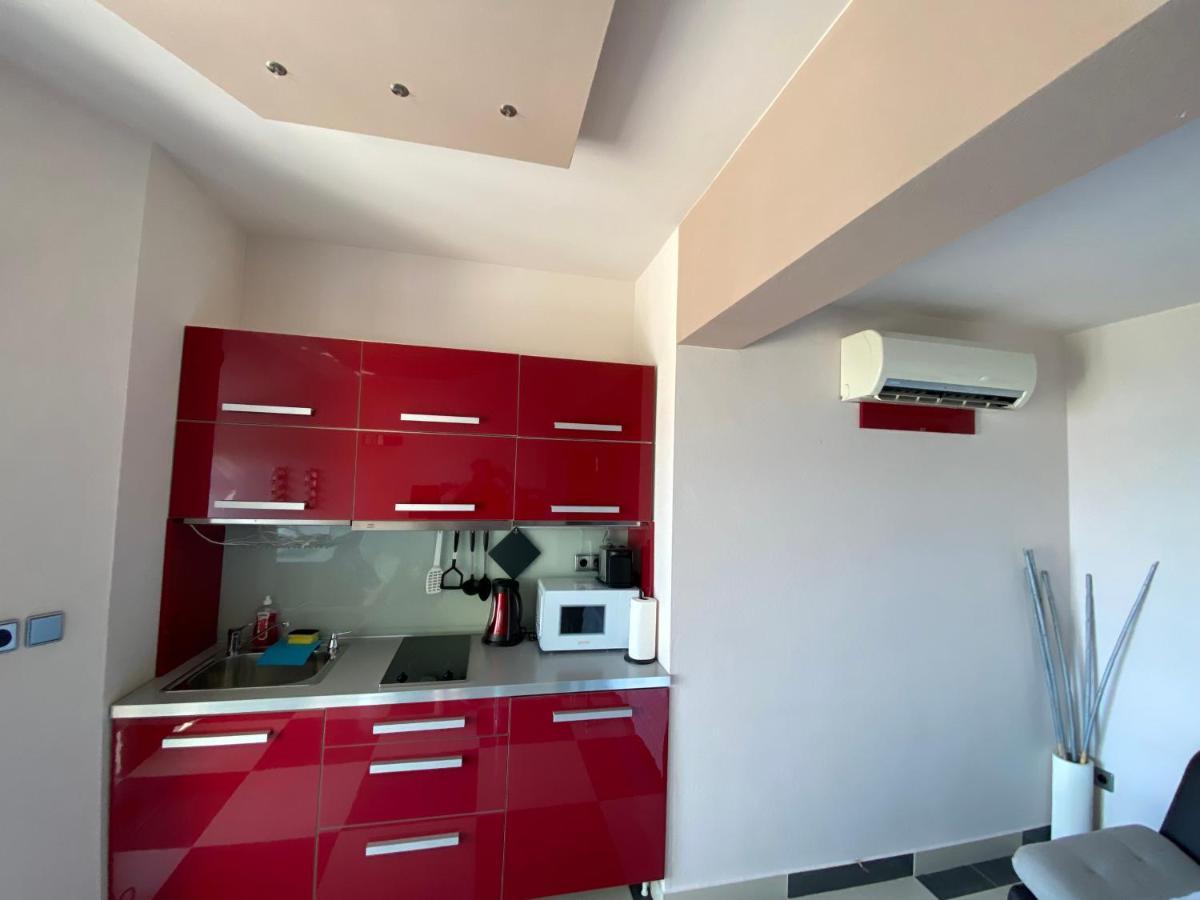 Apartments Villa Lora Kraj  Exterior foto