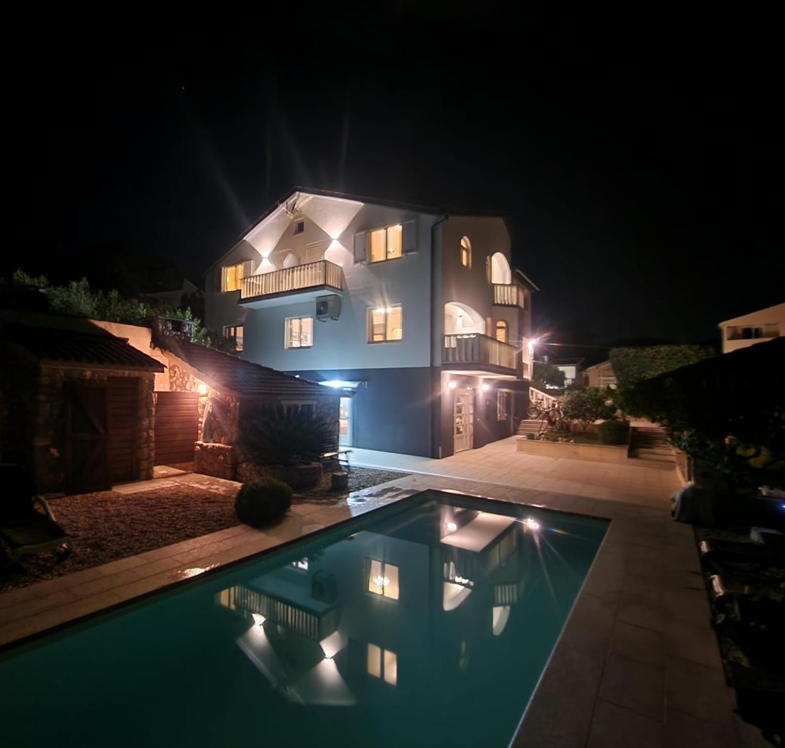 Apartments Villa Lora Kraj  Exterior foto