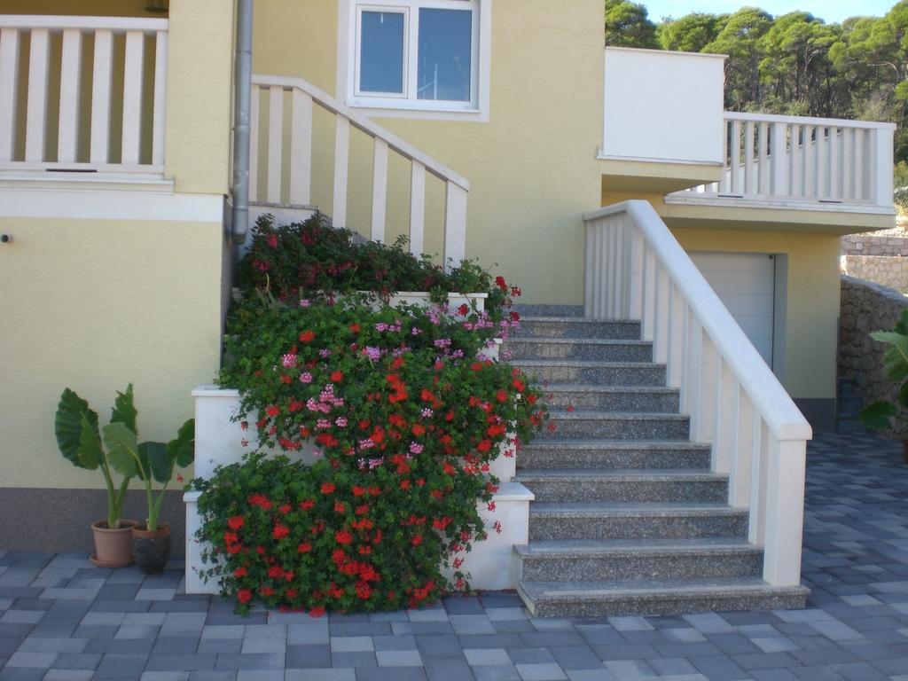 Apartments Villa Lora Kraj  Exterior foto